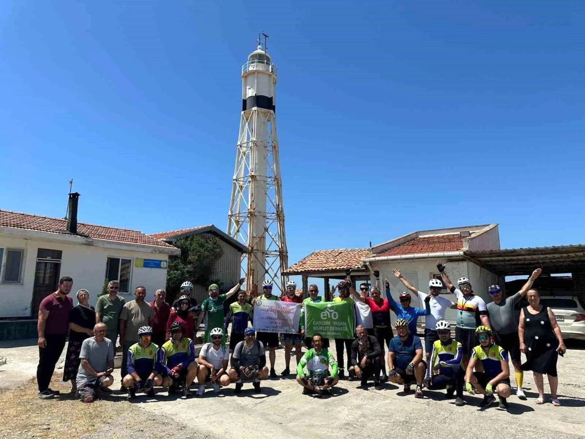 Samsun’da Ekolojik Yaşam Bisiklet Derneği, Bafra Deniz Feneri’ne Bisiklet Turu Düzenledi