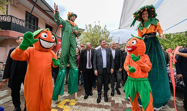 Gümüldür Mandalina Festivali başladı